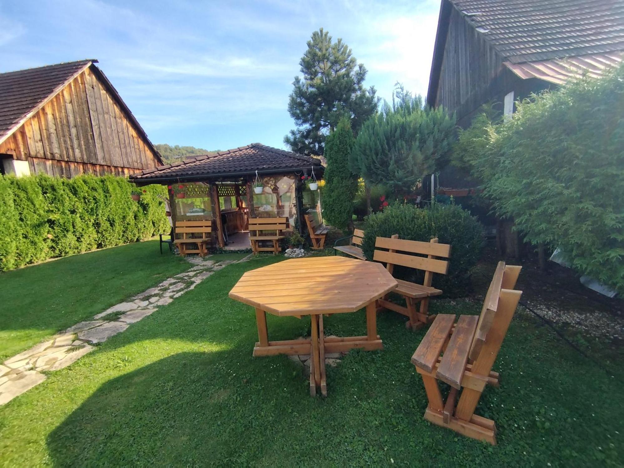 Apartament Privat Viktoria Tierchowa Zewnętrze zdjęcie