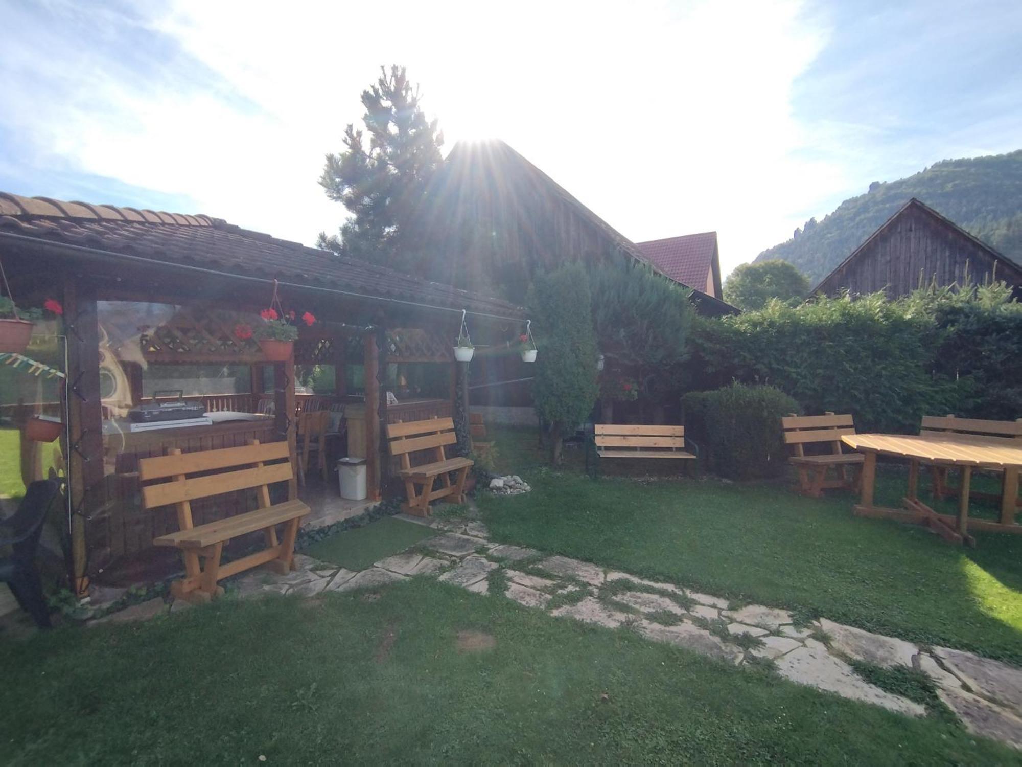 Apartament Privat Viktoria Tierchowa Zewnętrze zdjęcie
